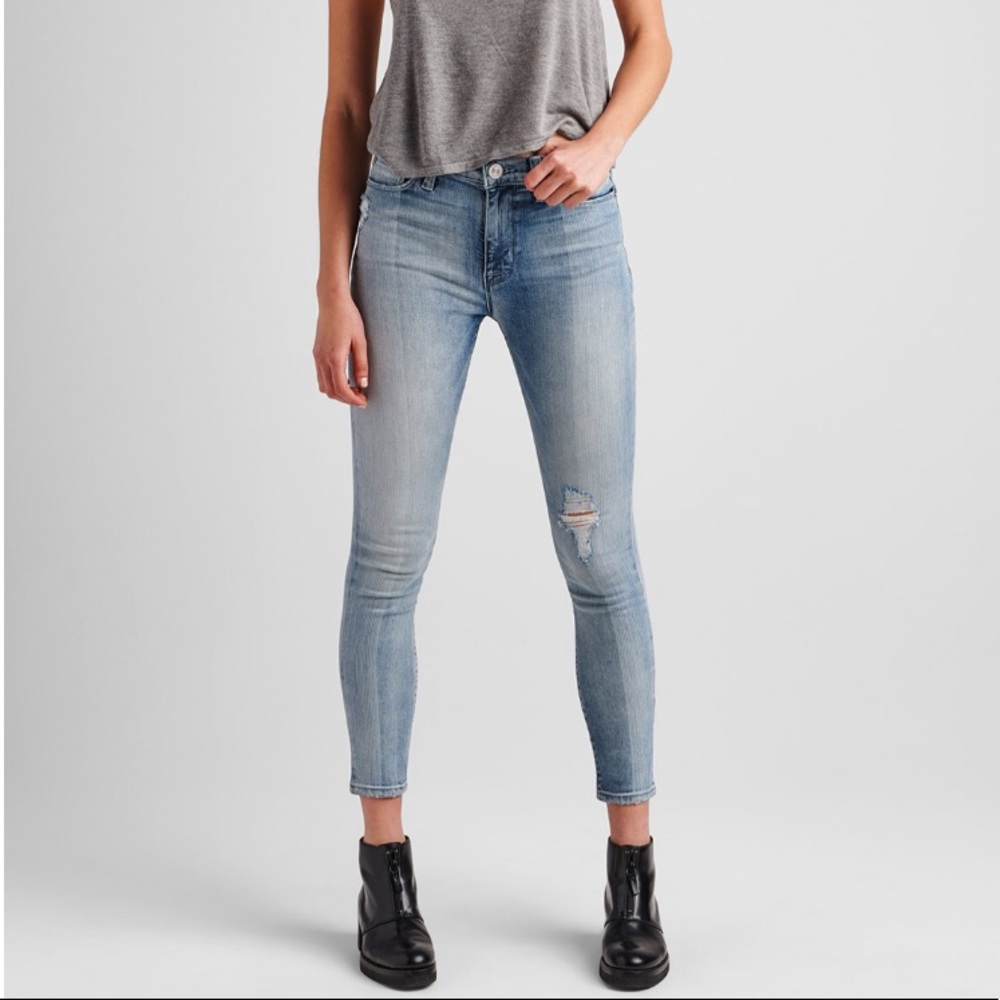 NWT / BARBARA HIGH RISE SKINNY CROP SIZE 27, 28